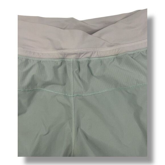 Lululemon Run Pace Athletic Green Shorts Size 8 - Picture 3 of 6